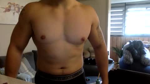 jamesmo820913 online show from January 17, 3:44 am