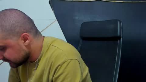 JamesMyers online show from April 16, 5:52 am