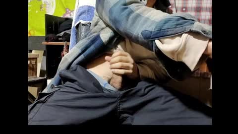 Snapshot of jamessama_0 chatting on March 1, 3:21 am jamessama_0 online show from March 1, 3:21 am