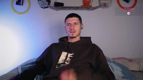 jamesss____ online show from November 14, 1:15 am