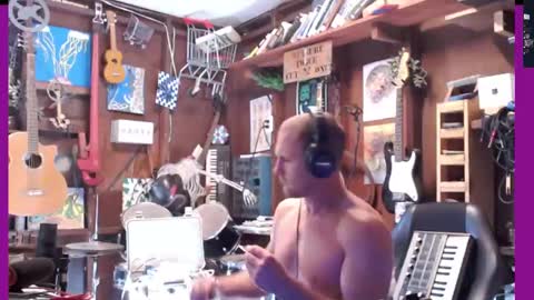 Snapshot of jameswebbscope chatting on October 31, 5:03 pm Jameswebbscope online show from October 31, 5:03 pm