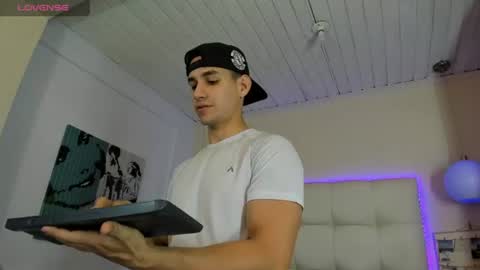 Snapshot of jamexxx1 chatting on July 17, 8:57 pm --- James --- online show from July 17, 8:57 pm