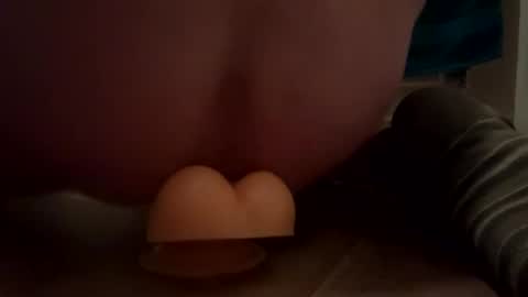 Snapshot of jamie8422 chatting on October 19, 2:01 am jamie8422 online show from October 19, 2:01 am