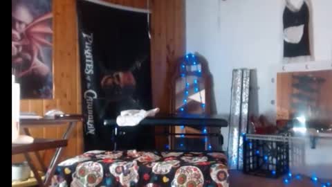 Snapshot of jamiebottoms chatting on March 27, 12:27 pm Jamie Bottoms online show from March 27, 12:27 pm