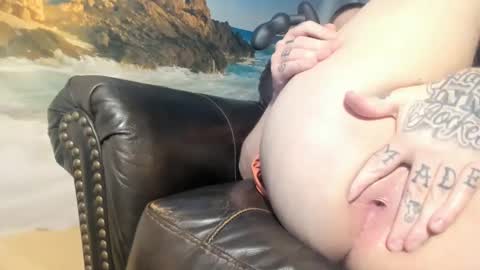 Snapshot of jamiejordan93 chatting on December 14, 11:56 pm OF - Jamiejordans online show from December 14, 11:56 pm