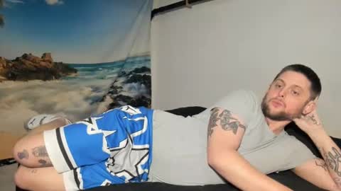 Snapshot of jamiejordan93 chatting on January 2, 7:33 am OF - Jamiejordans online show from January 2, 7:33 am