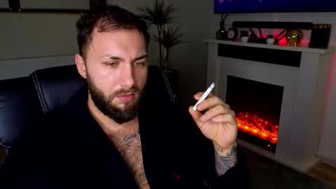 Snapshot of jamienoxus chatting on February 9, 6:28 am Robbie online show from February 9, 6:28 am