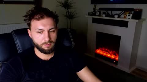 Robbie online show from March 26, 7:03 am