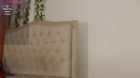 Snapshot of jana_thomson chatting on November 14, 12:59 pm karol online show from November 14, 12:59 pm