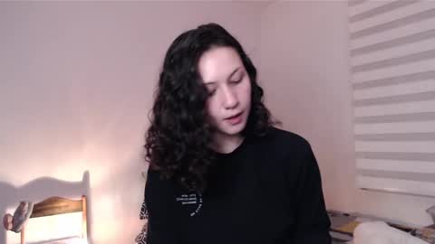 Snapshot of jane_r chatting on December 3, 10:40 pm Jane online show from December 3, 10:40 pm