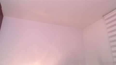 Snapshot of jane_r chatting on December 13, 1:59 am Jane online show from December 13, 1:59 am