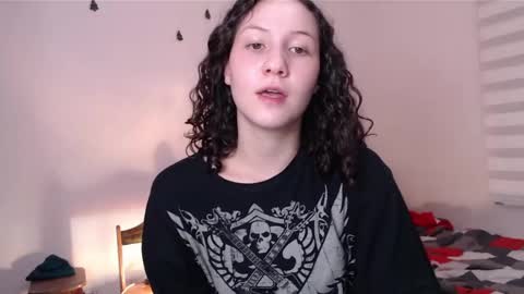Snapshot of jane_r chatting on December 24, 11:33 pm Jane online show from December 24, 11:33 pm