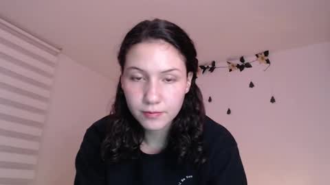 Snapshot of jane_r chatting on January 24, 12:20 am Jane online show from January 24, 12:20 am