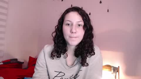Snapshot of jane_r chatting on March 11, 12:22 am Jane online show from March 11, 12:22 am