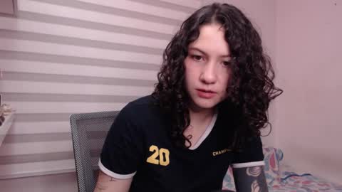 Snapshot of jane_r chatting on September 23, 11:52 pm Jane online show from September 23, 11:52 pm