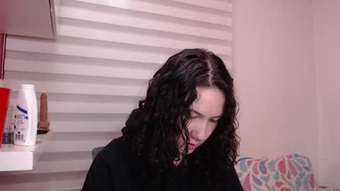 Snapshot of jane_r chatting on October 2, 2:40 am Jane online show from October 2, 2:40 am