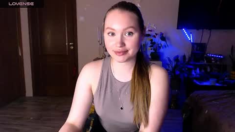 Snapshot of janeblossomhot chatting on May 15, 4:03 pm Jane online show from May 15, 4:03 pm