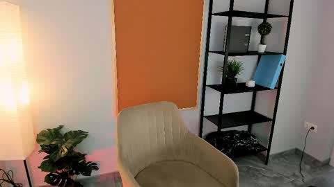 Jane online show from April 7, 2:50 pm