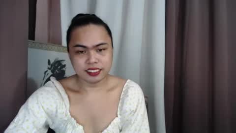 janelovers online show from December 15, 8:40 am