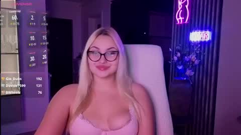 Jane online show from November 24, 11:04 pm