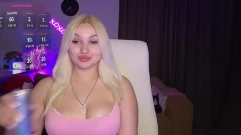 Snapshot of janemiss chatting on April 30, 10:36 pm Jane online show from April 30, 10:36 pm