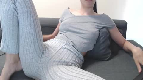 janette online show from April 25, 9:45 am