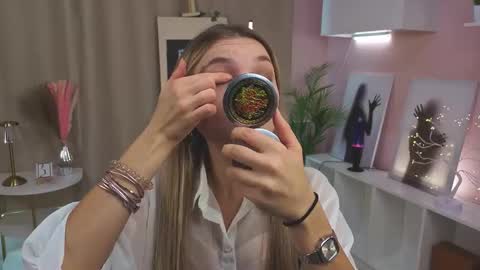 Snapshot of janewirtz chatting on October 12, 6:12 am Hi Im Alice and here youll find something online show from October 12, 6:12 am