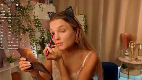 Snapshot of janewirtz chatting on November 9, 8:34 am Hi Im Alice and here youll find something online show from November 9, 8:34 am