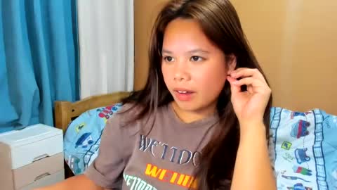 Snapshot of janeyoun18 chatting on July 28, 7:39 pm janeyoun18 online show from July 28, 7:39 pm