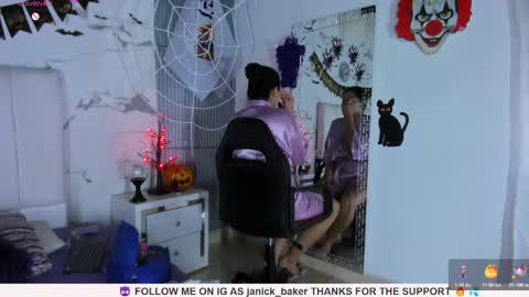 Snapshot of janick_baker chatting on October 29, 12:07 pm janick_baker online show from October 29, 12:07 pm
