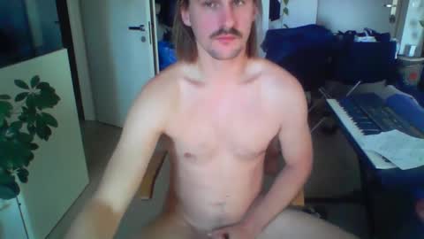 jankujan online show from November 1, 9:33 am