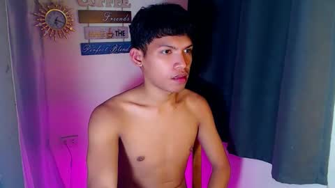 janlloyd04 online show from March 18, 6:16 am