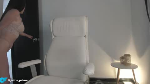 janne_palmer_ online show from January 18, 4:00 pm