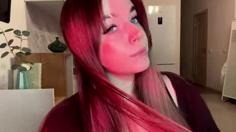 Snapshot of janniekeneipp chatting on December 4, 8:28 pm Janni online show from December 4, 8:28 pm