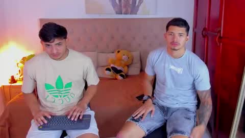 janomar01 online show from November 17, 6:46 pm