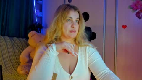 JansyLines online show from April 13, 5:18 pm