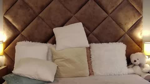 jaquelinemerlot online show from October 17, 6:27 am