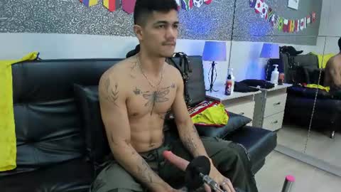 Snapshot of jared_cole chatting on June 28, 11:16 am Jared online show from June 28, 11:16 am