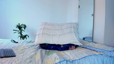 Snapshot of jared_wolff chatting on October 23, 7:01 pm Jared online show from October 23, 7:01 pm