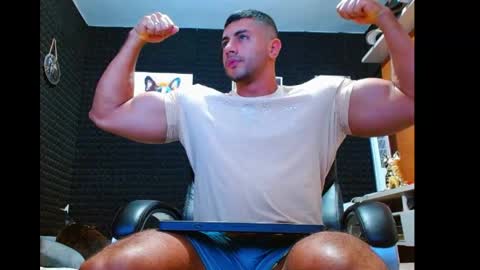 jarod online show from May 20, 7:42 pm