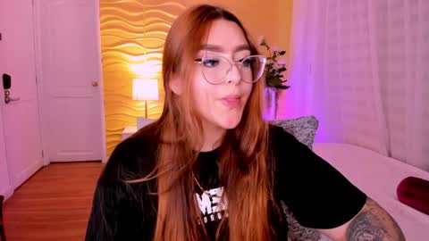 Snapshot of jasmiinevans chatting on December 26, 5:19 pm Jasmin Evans online show from December 26, 5:19 pm