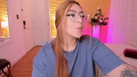 Snapshot of jasmiinevans chatting on February 26, 11:48 pm Jasmin Evans online show from February 26, 11:48 pm