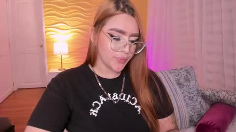 Snapshot of jasmiinevans chatting on March 8, 10:45 pm Jasmin Evans online show from March 8, 10:45 pm