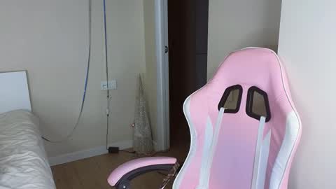 Jasmine online show from March 20, 1:05 pm