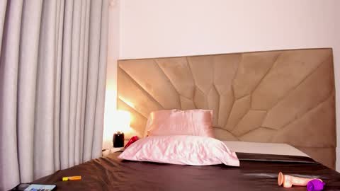 jasmin_melons online show from October 16, 3:40 am