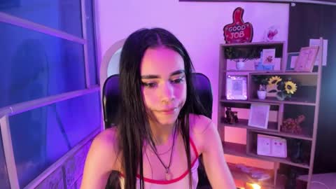 Snapshot of jasmin_skinny chatting on October 3, 3:14 am jasmin_skinny online show from October 3, 3:14 am
