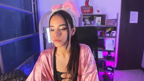 jasmin_skinny online show from November 20, 2:23 am