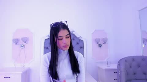 Snapshot of jasmine55__ chatting on January 3, 3:27 am Jasmine online show from January 3, 3:27 am