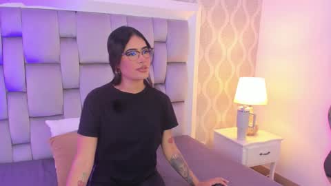 Snapshot of jasmine55__ chatting on September 25, 7:17 pm Jasmine online show from September 25, 7:17 pm
