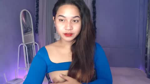 Snapshot of jasmine_arousal chatting on December 5, 7:38 am JASMINE online show from December 5, 7:38 am